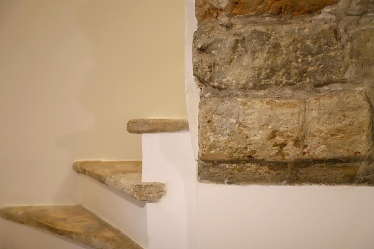 Hotel Vista Borgo Antico Bari Esterno foto